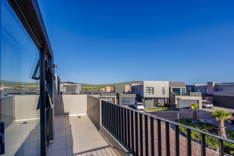 3 Bedroom Property for Sale in Haasendal Western Cape